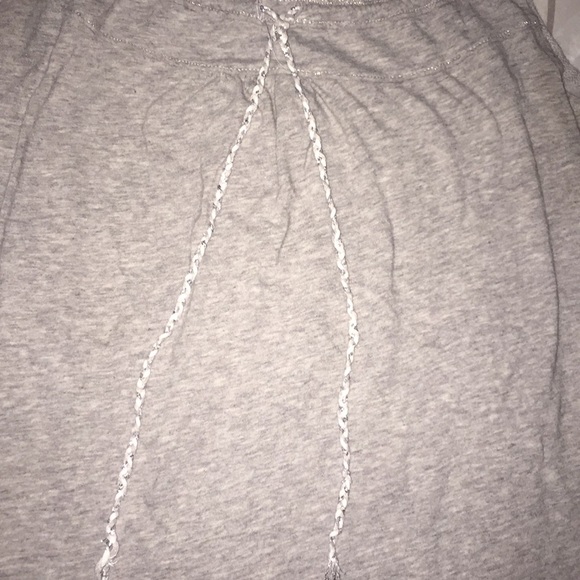 A spaghetti strap Aeropostale shirt!! - Picture 4 of 5